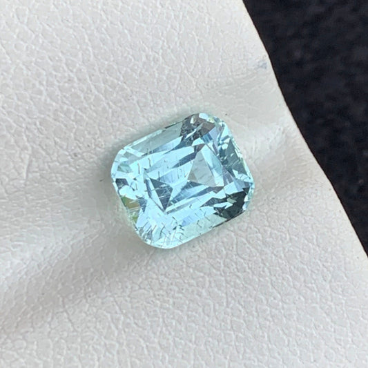 Aquamarine Gemstone from Pakistan, Cushion Cut 1.90 Carats