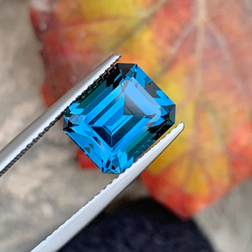 London Blue Topaz Gemstone, Emerald Cut 6.10 Carats