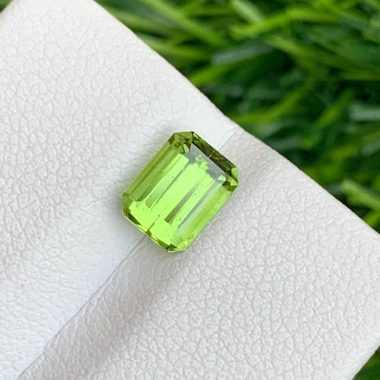 Faceted Green Peridot Gemstone, Emerald Cut 1.50 Cts