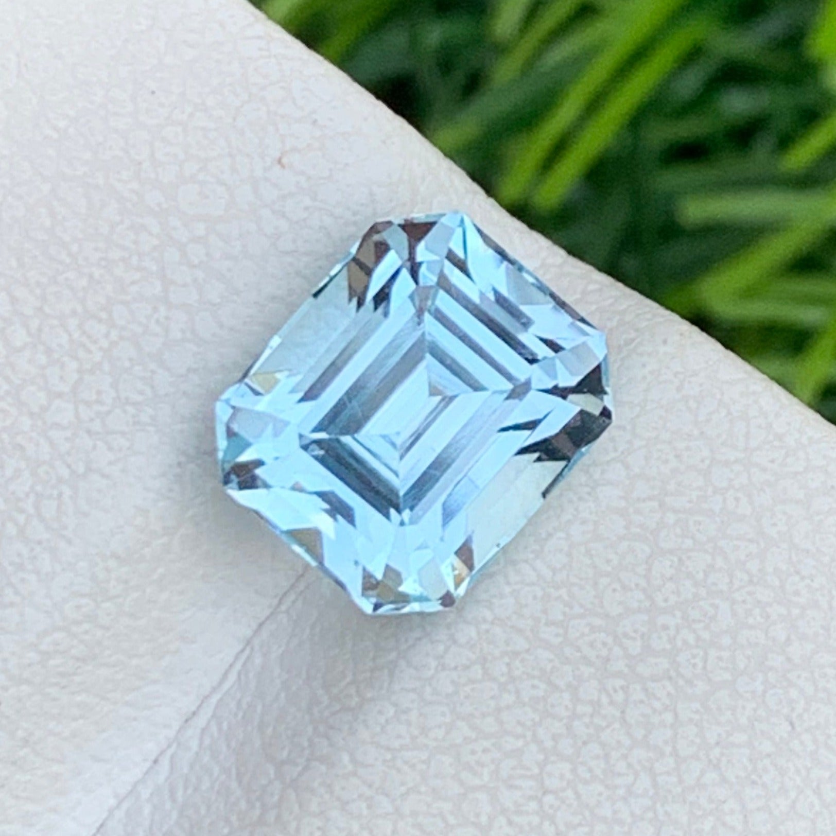 Swiss Blue Topaz 3.80 Carats – Emerald Cut – Authentic  display picture 1