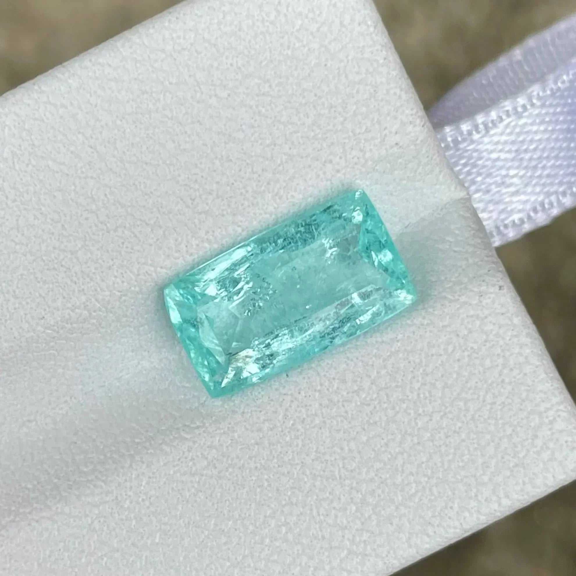 Natural Paraiba Tourmaline – Rare Neon Blue Gemstone | OneStep Gems