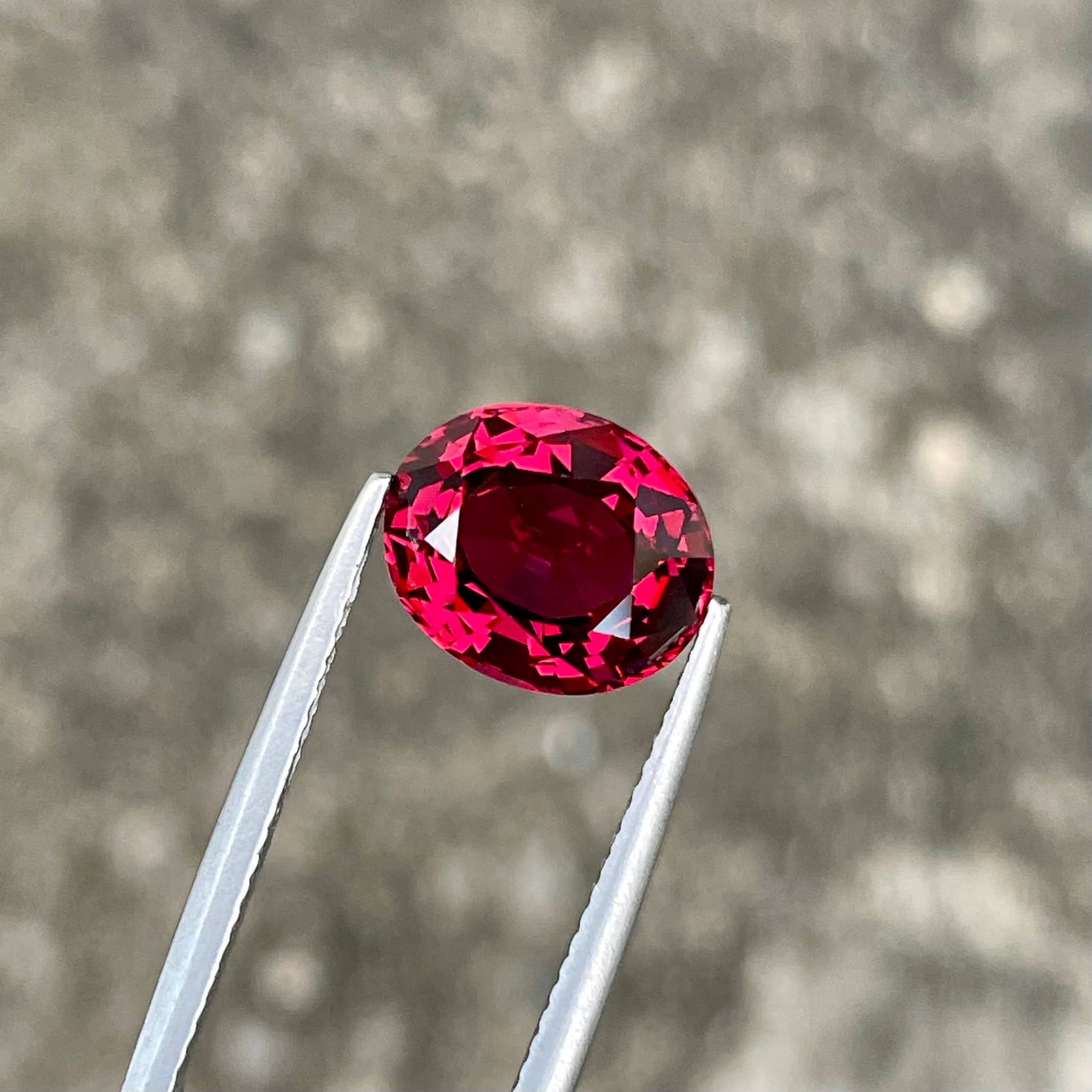 Bright Red Garnet Stone – Meaning, Benefits & Jewelry | OneStep Gems