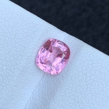 August Birthstone Guide 2026: Peridot vs Spinel — Which One Should You Choose?