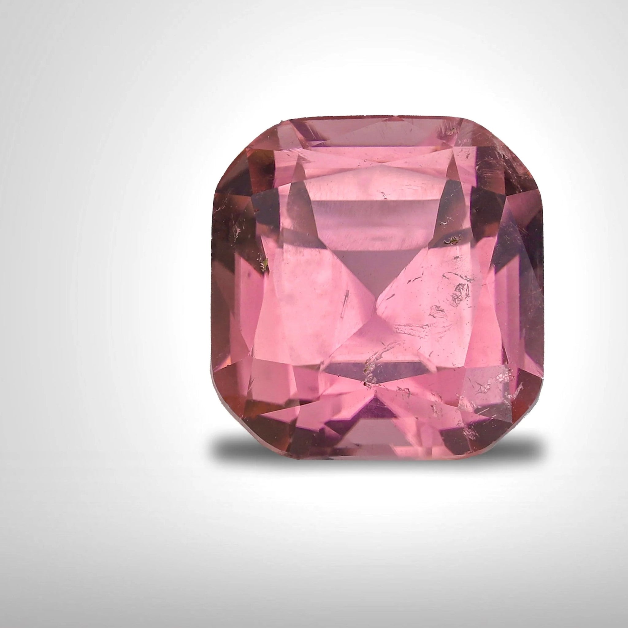Sweet Pink Natural Tourmaline – Meaning, Beauty & Jewelry | OneStep Gems