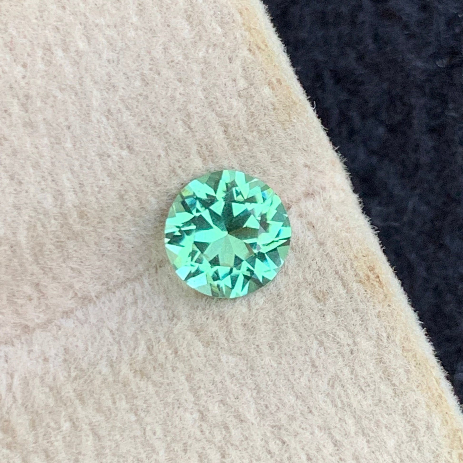 Apple Green Tourmaline
Apple Green Tourmaline jewelry
0.80 carat green tourmaline afghanistan origin eye clean