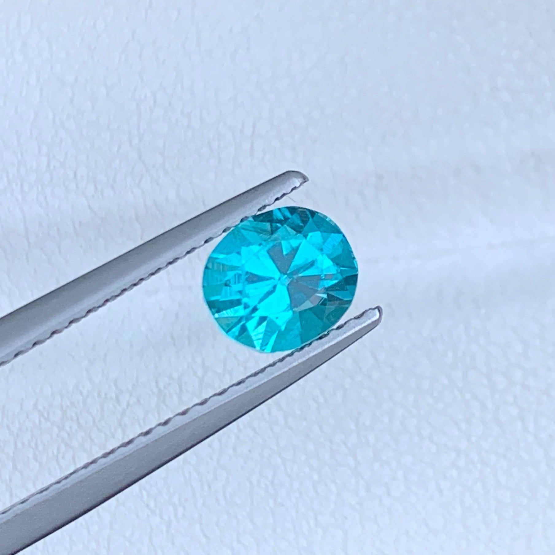 1.20 Carats Neon Blue Apatite Oval Cut Gemstone