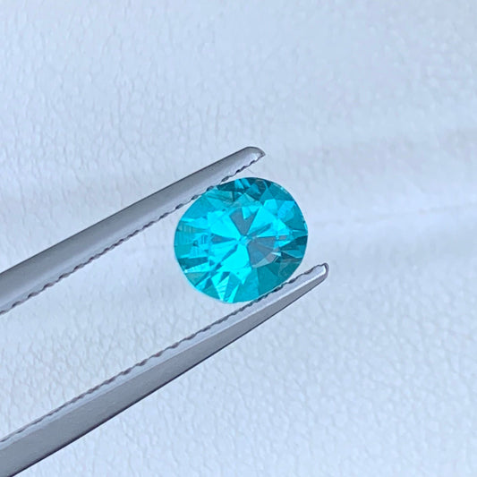 1.20 Carats Neon Blue Apatite Oval Cut Gemstone
