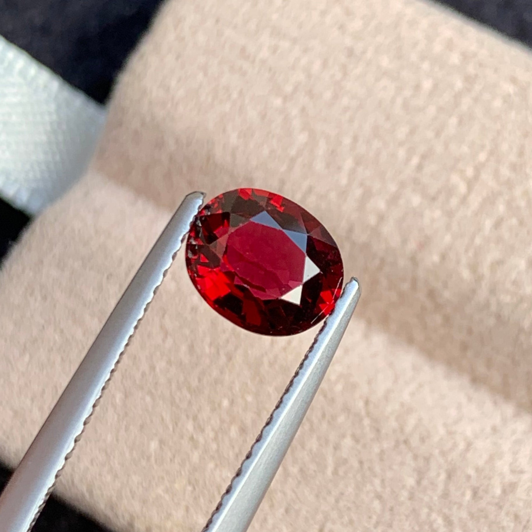 Red Spinel
1.25 carat red spinel gemstone

burma red spinel oval cut

natural red spinel loose stone