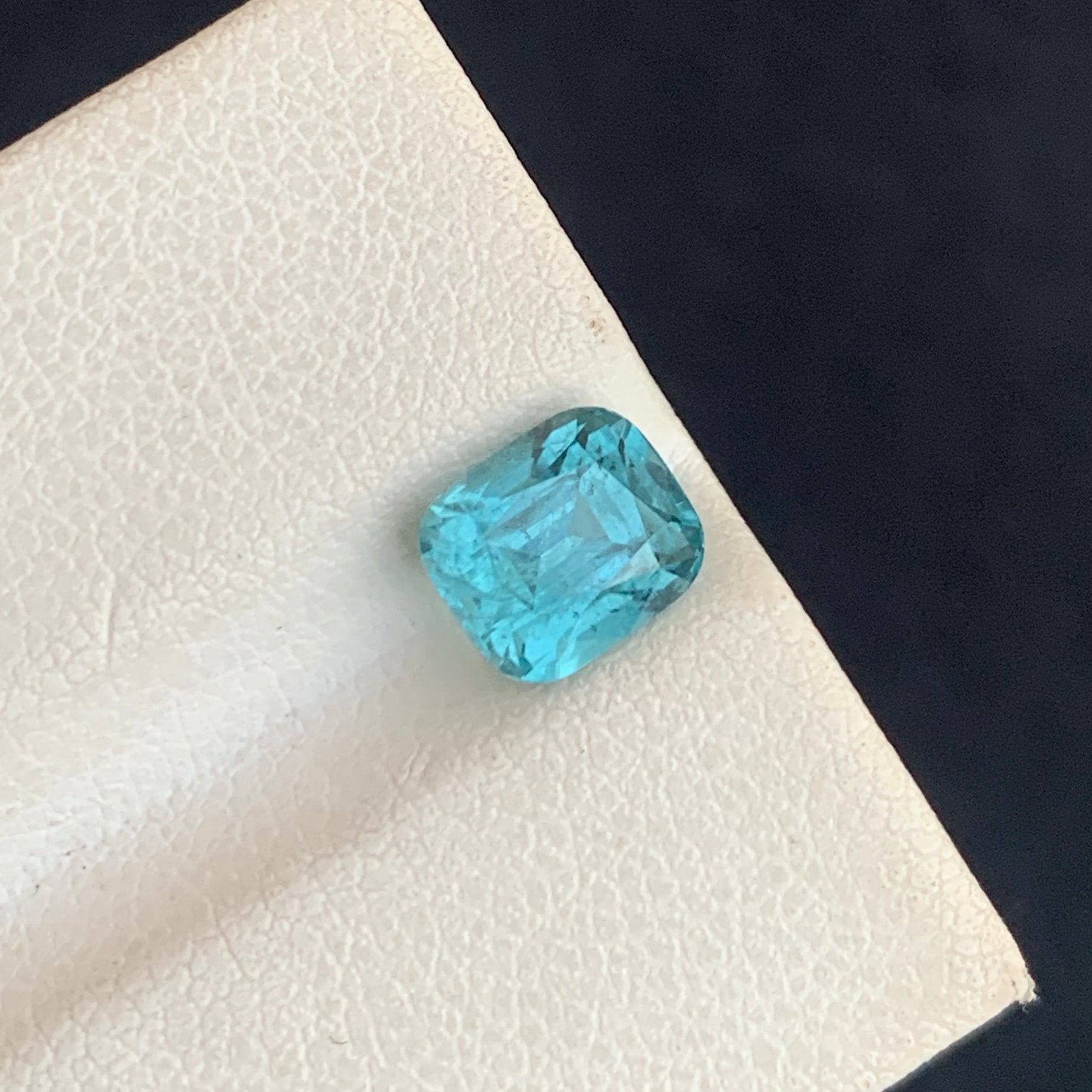1.80 Carats Blue Tourmaline for Rings