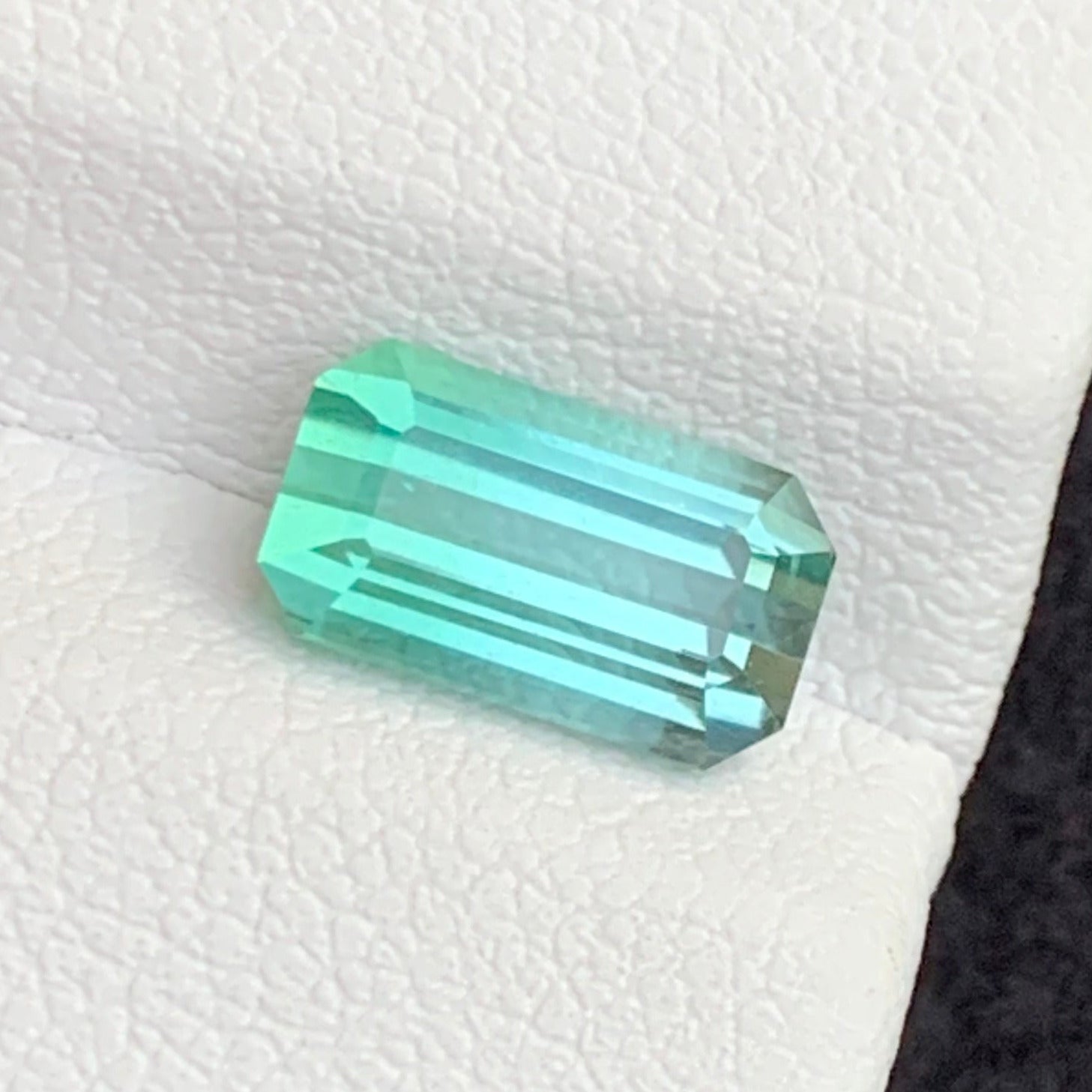 Bicolor Tourmaline gemstone
Bicolor Tourmaline jewelry