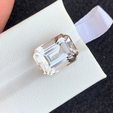 Smoky Quartz Gemstone
Smoky Quartz Jewelry
Smoky Quartz Ring
10.05 carat smoky quartz gemstone
emerald cut smoky quartz Pakistan