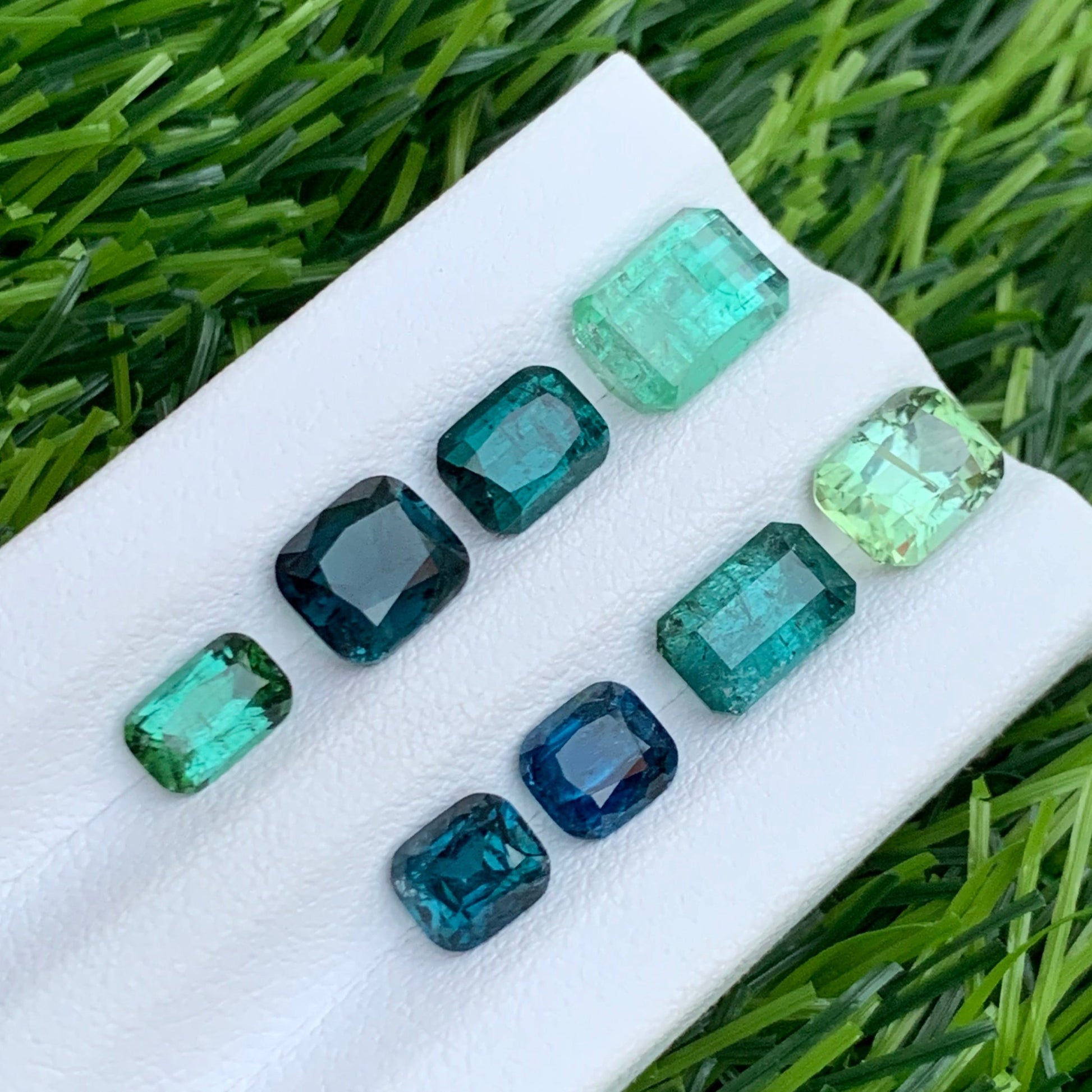 small size Tourmaline lot
12.30 carat faceted tourmaline mixed color lot

Natural Afghan faceted tourmaline gemstones