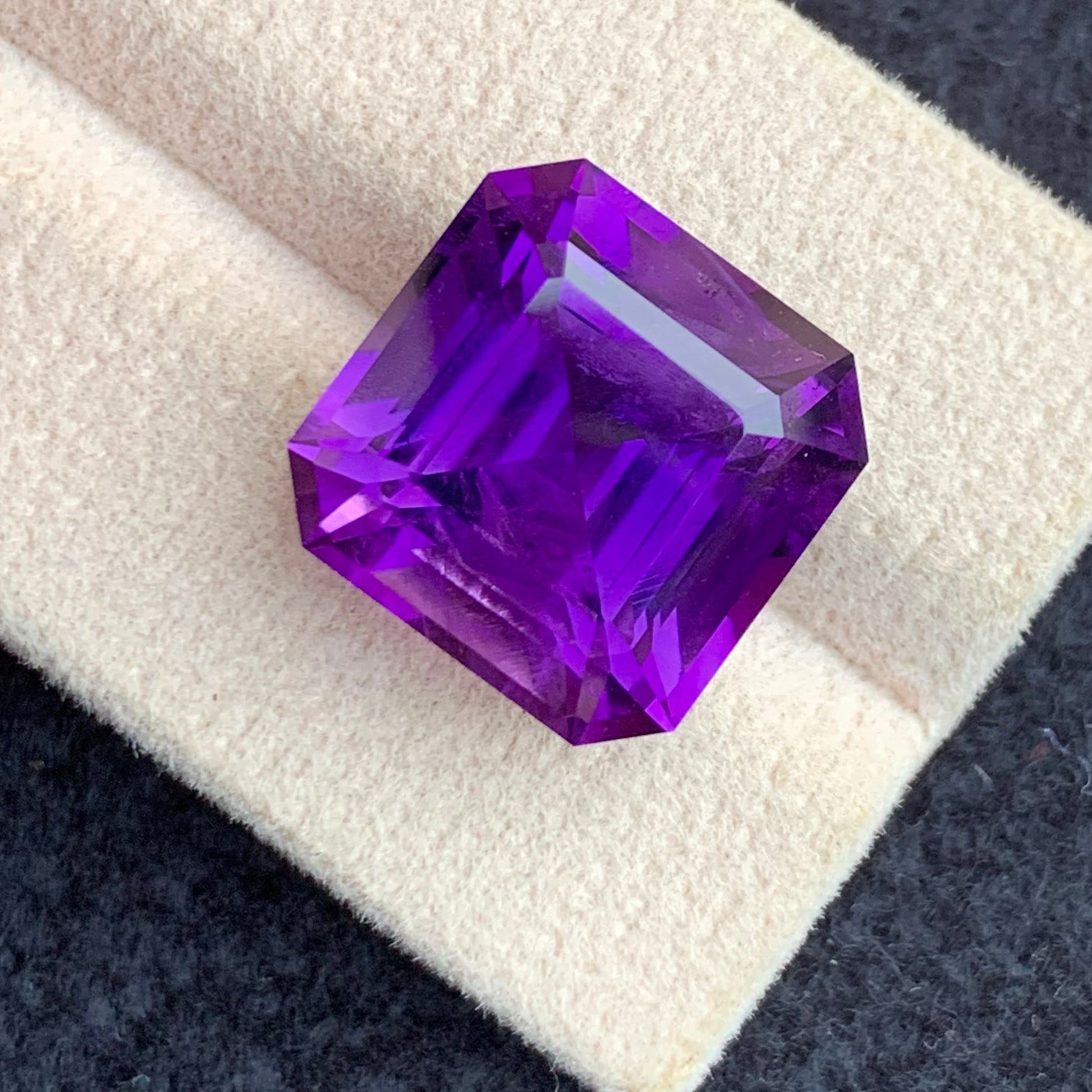 Amethyst gemstone
Amethyst jewelry
