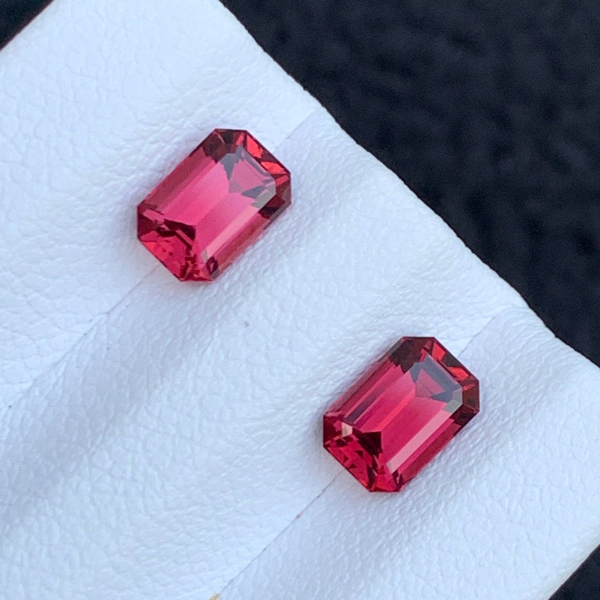 2.20 Carats Pink Garnet Pair Emerald Cut