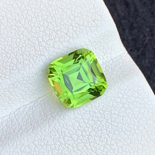 Loose Peridot
2.55 Carat Natural Green Peridot Cushion Cut

Green Peridot Loose Gemstone VVS Clarity