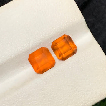 2.85 Carats Hessonite Garnet Earring Pair