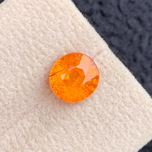 Spessartite Garnet
2.90 carat orange spessartite garnet oval cut

natural spessartite garnet loose gemstone africa