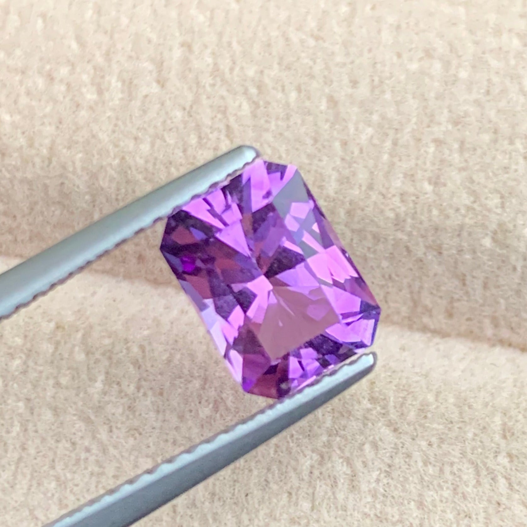 Pink Purple Amethyst gestone
Pink Purple Amethyst jewelry