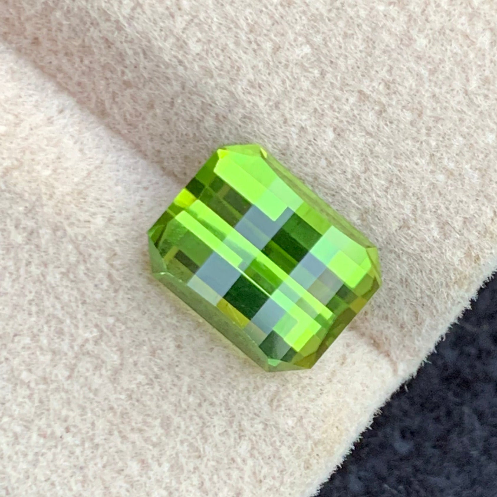 Premium natural peridot Onestep Gems