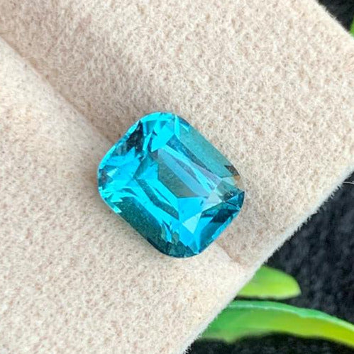 3 Carat Neon Blue Tourmaline
VVS Blue Tourmaline Gem