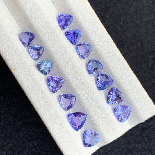 Blue Tanzanite Gemstone lot
jewelry set
7.40 Ct Blue Tanzanite Lot