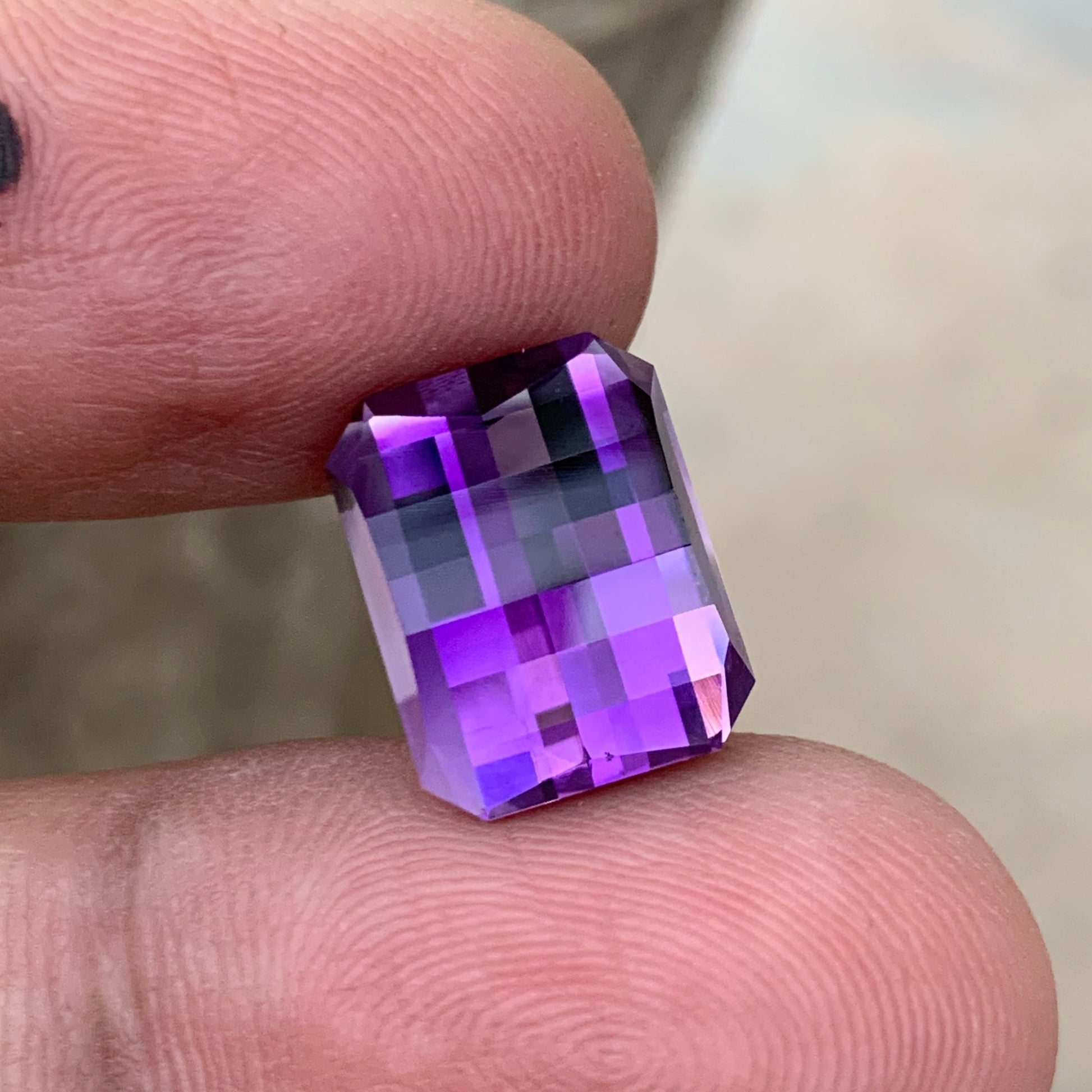 Pink Purple Amethyst
9.05 Carat Pink Purple Amethyst Pixel Cut

Natural Brazilian Amethyst Loose Gemstone