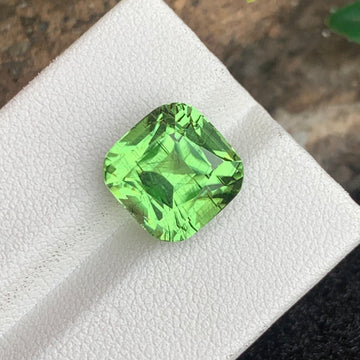 9.12 Carats Gorgeous Rutile Green Peridot Gemstone with Cushion Cut, Pakistan Origin
