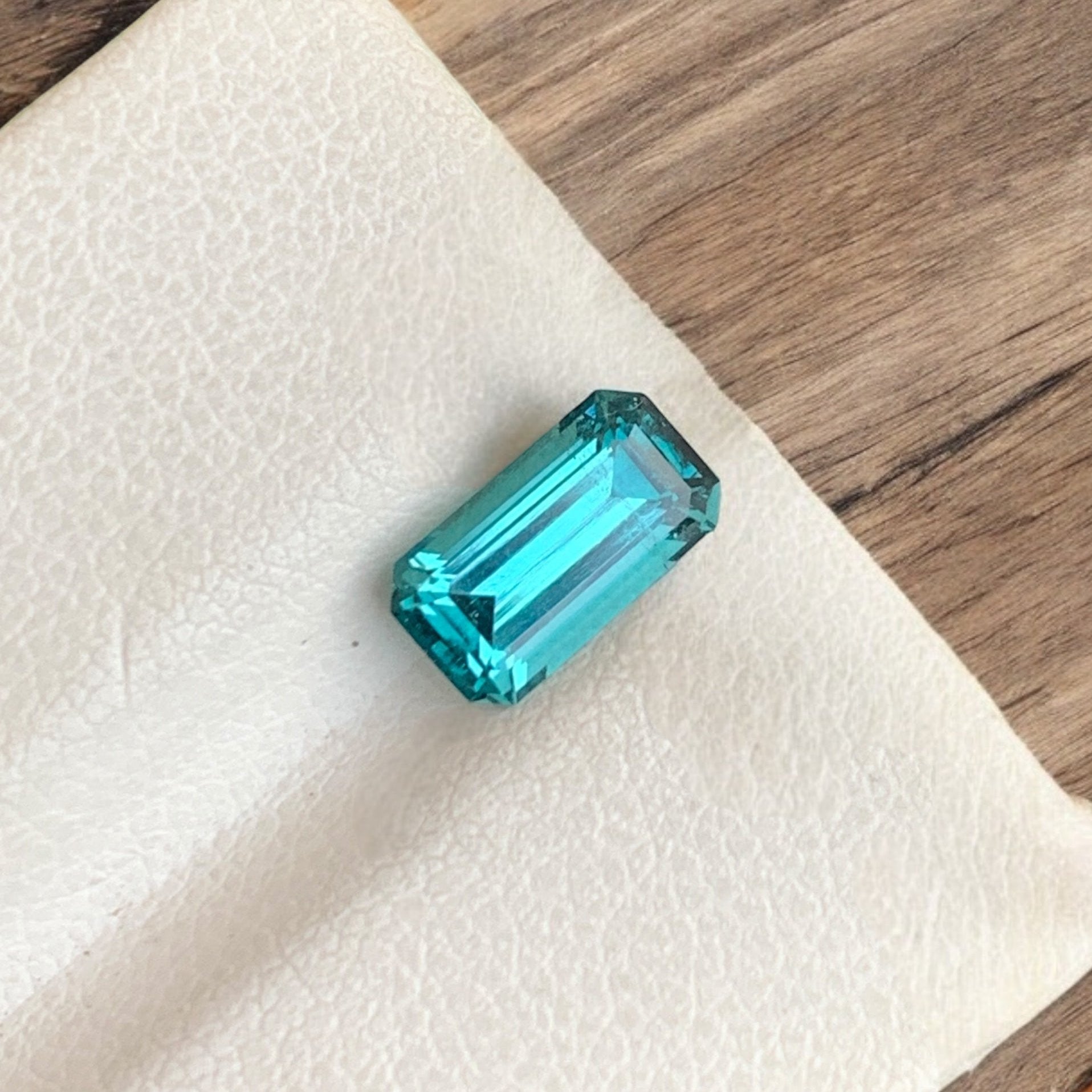 Neon Blue Jewelry

Afghan Neon Blue Tourmaline Gemstone – Loose Gem for Jewelry