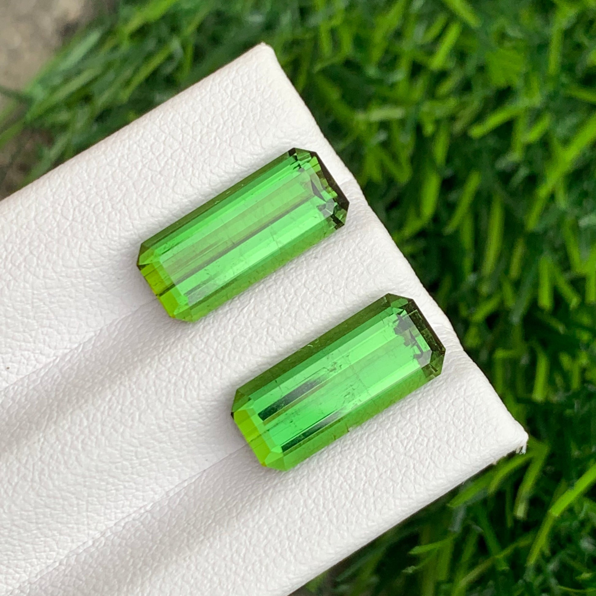 Yellow green Jewelry Pair
Afghan Yellow Green Tourmaline Pair