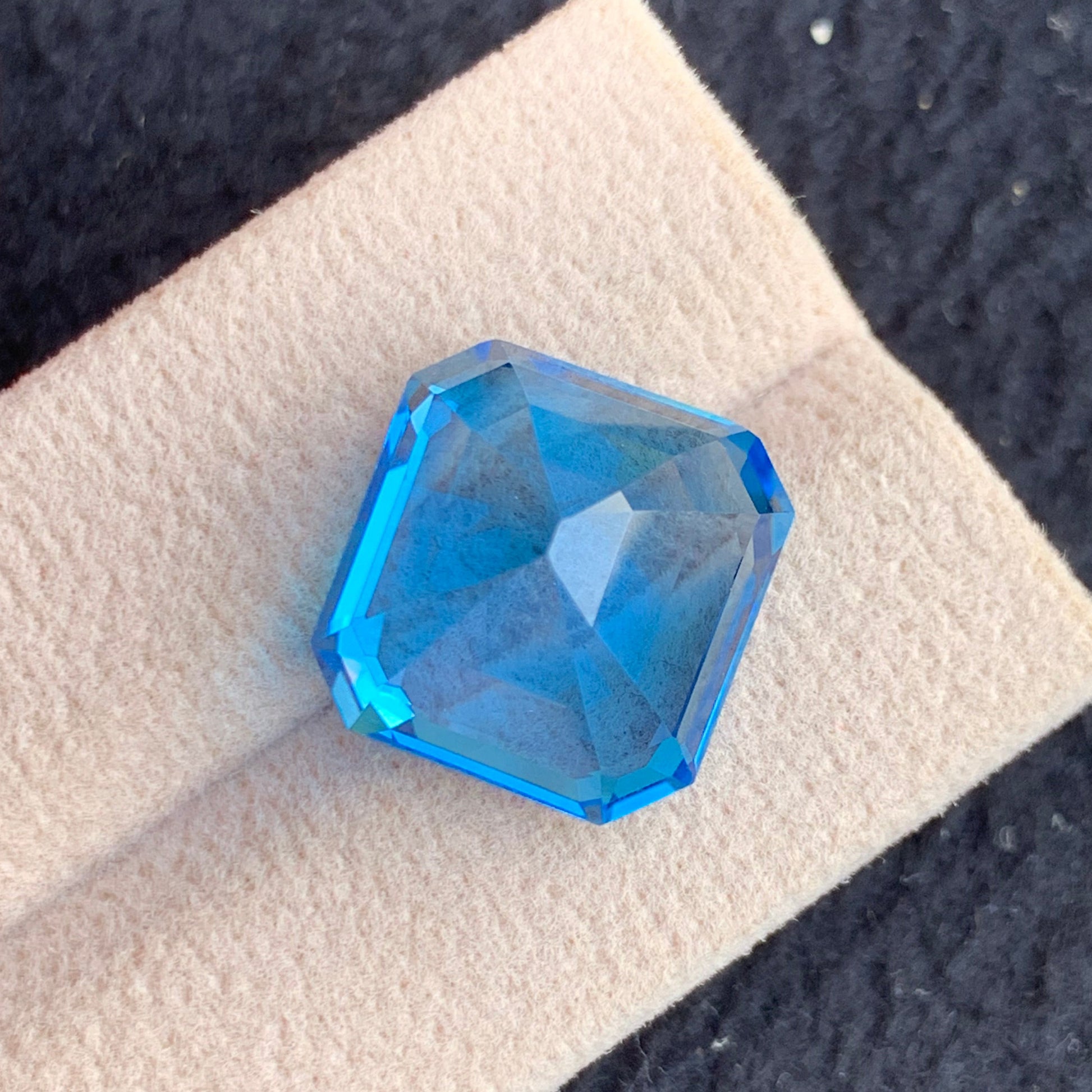 electirc swiss topaz
Asscher Cut Swiss Blue Topaz

Vivid Blue Topaz Gemstone