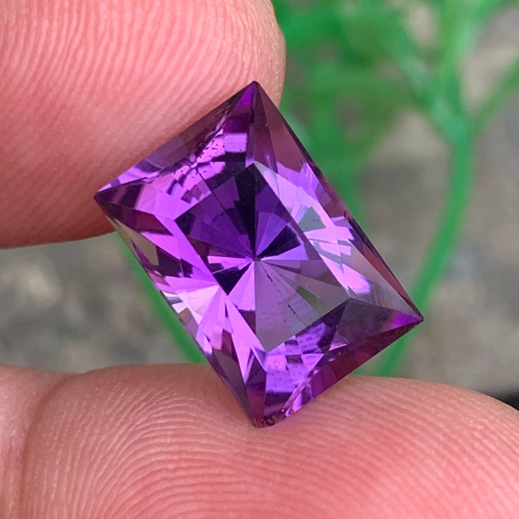 gift
gemstone for ring
Baguette Cut Amethyst