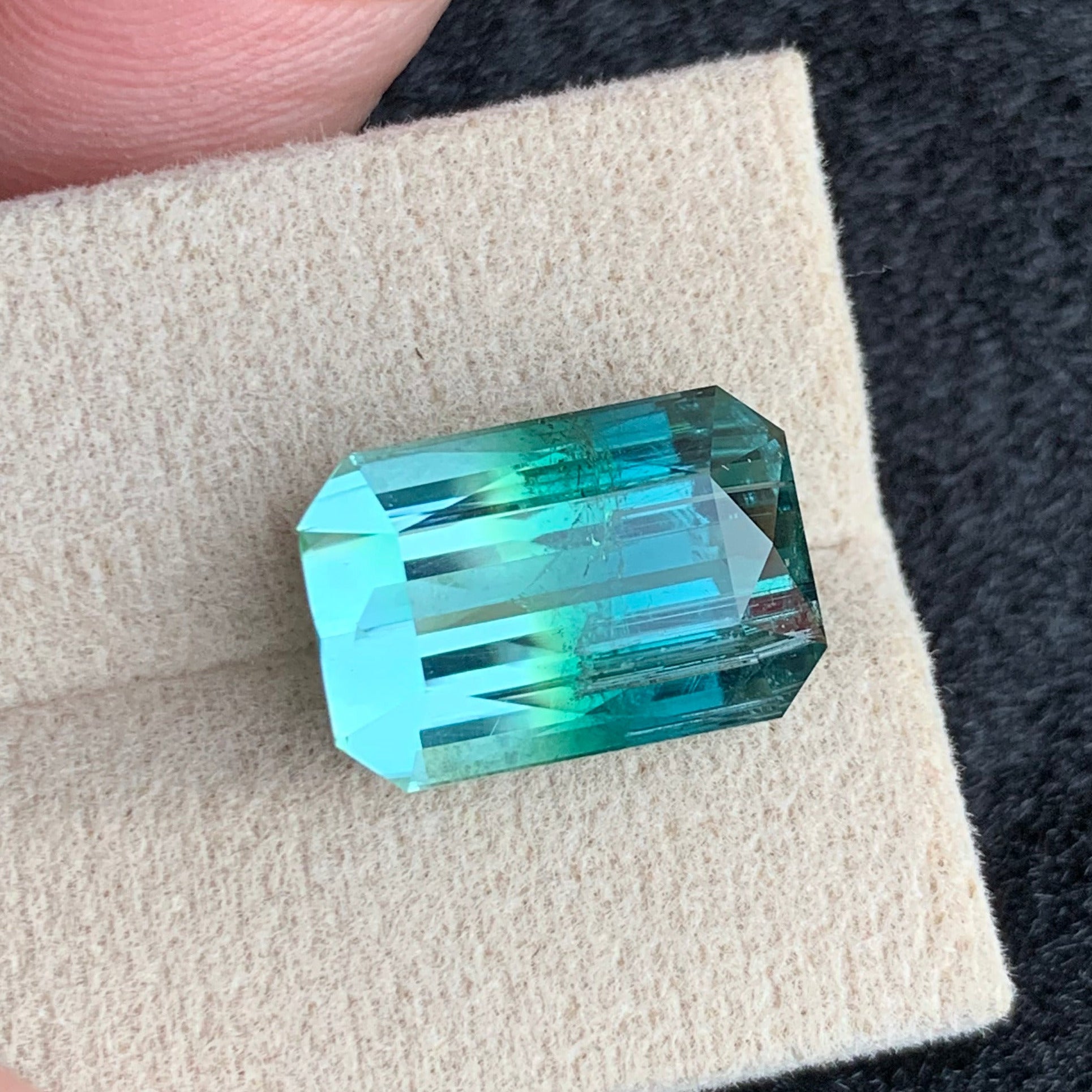Bicolor Tourmaline ring
Bicolor Tourmaline pendant
Bicolor Tourmaline 12.45 carats scissor cut Afghan gemstone
Natural Afghan bicolor tourmaline loose gemstone