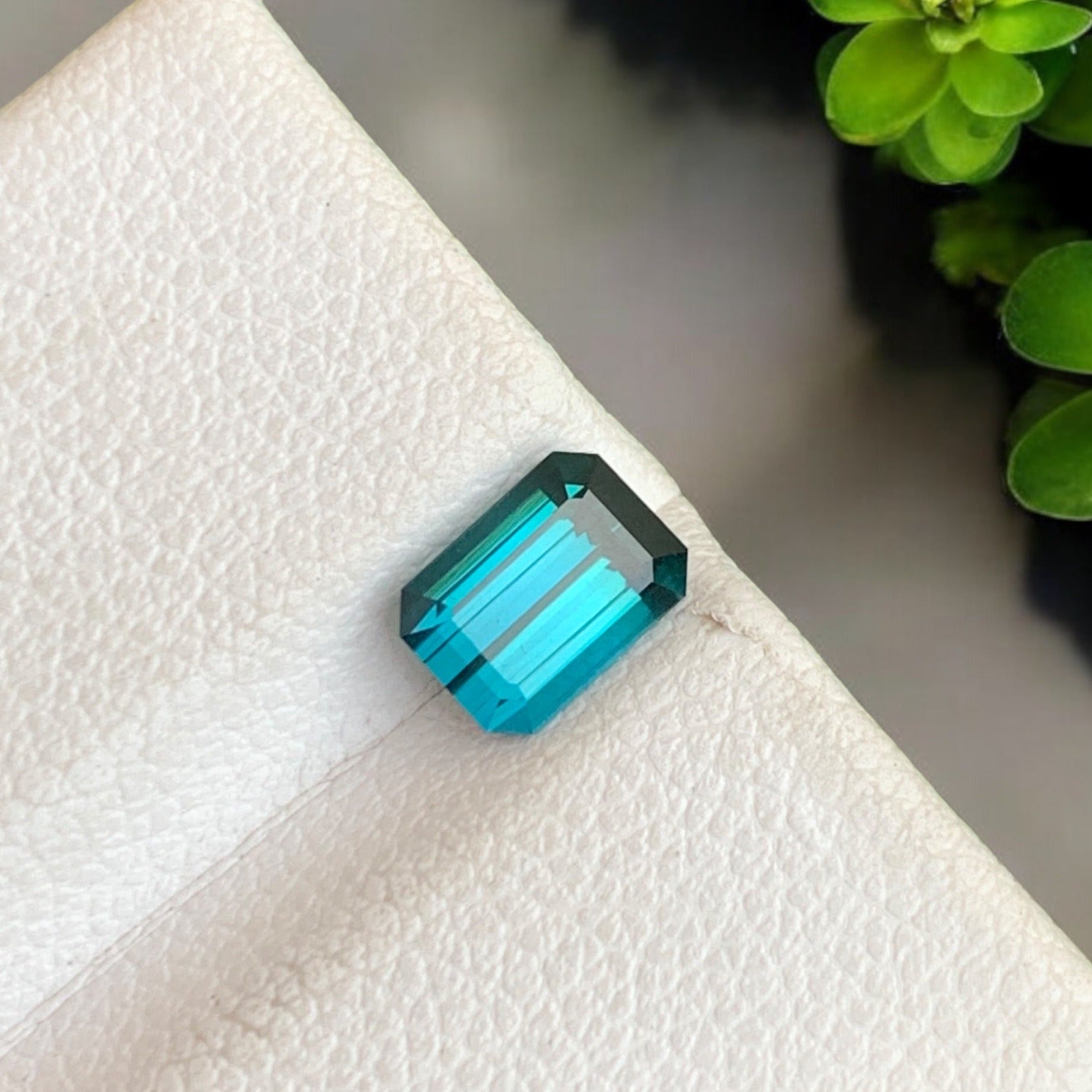 Blue Tourmaline Gemstone
Certified Natural Scapolite Gemstone