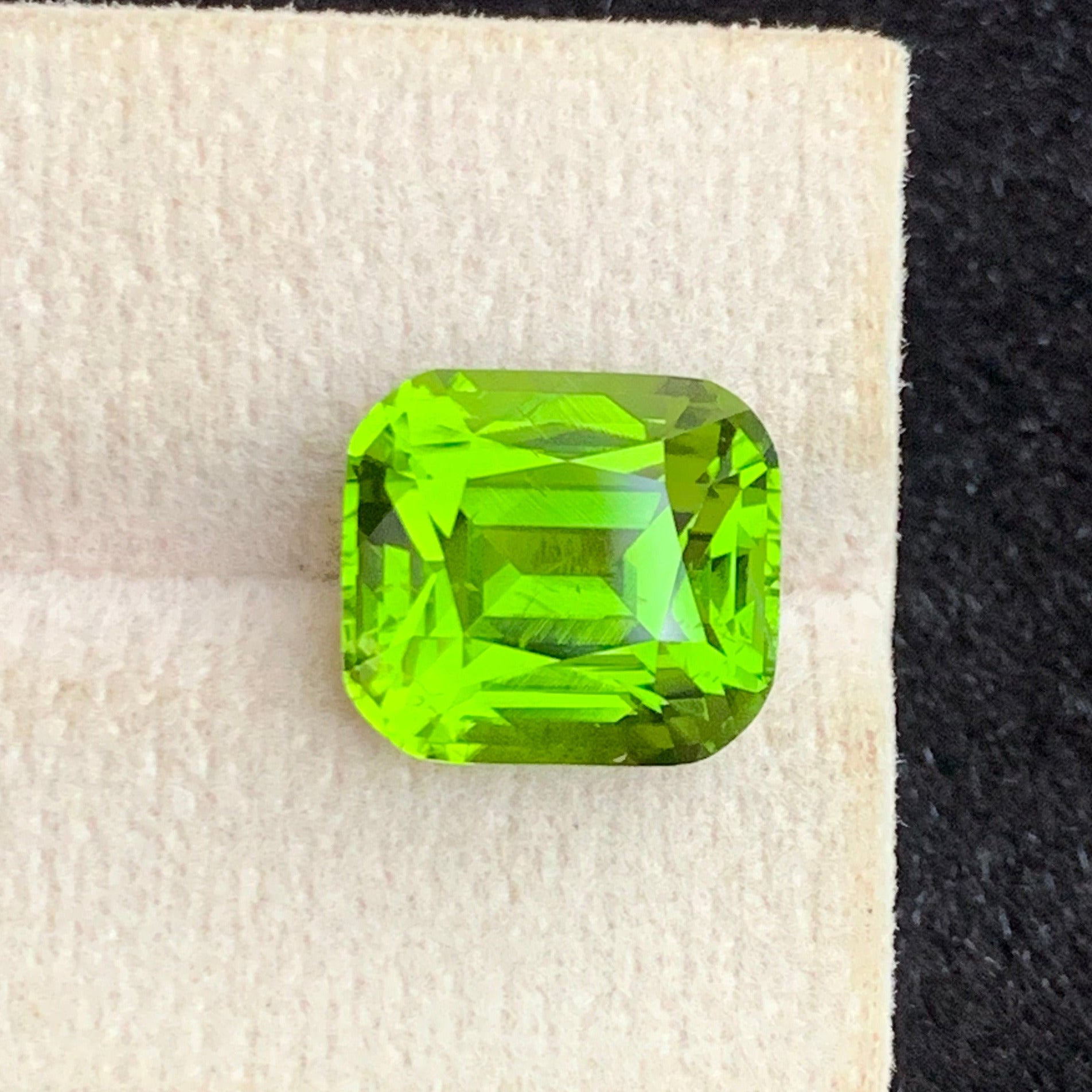 Green Peridot Gemstone 
Green Peridot Gemstone jewelry
Cushion Cut Green Peridot OneStep Gems
Premium Natural Peridot Gemstone
