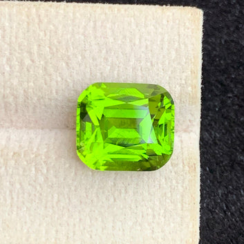 Green Peridot Gemstone 
Green Peridot Gemstone jewelry
Cushion Cut Green Peridot OneStep Gems
Premium Natural Peridot Gemstone