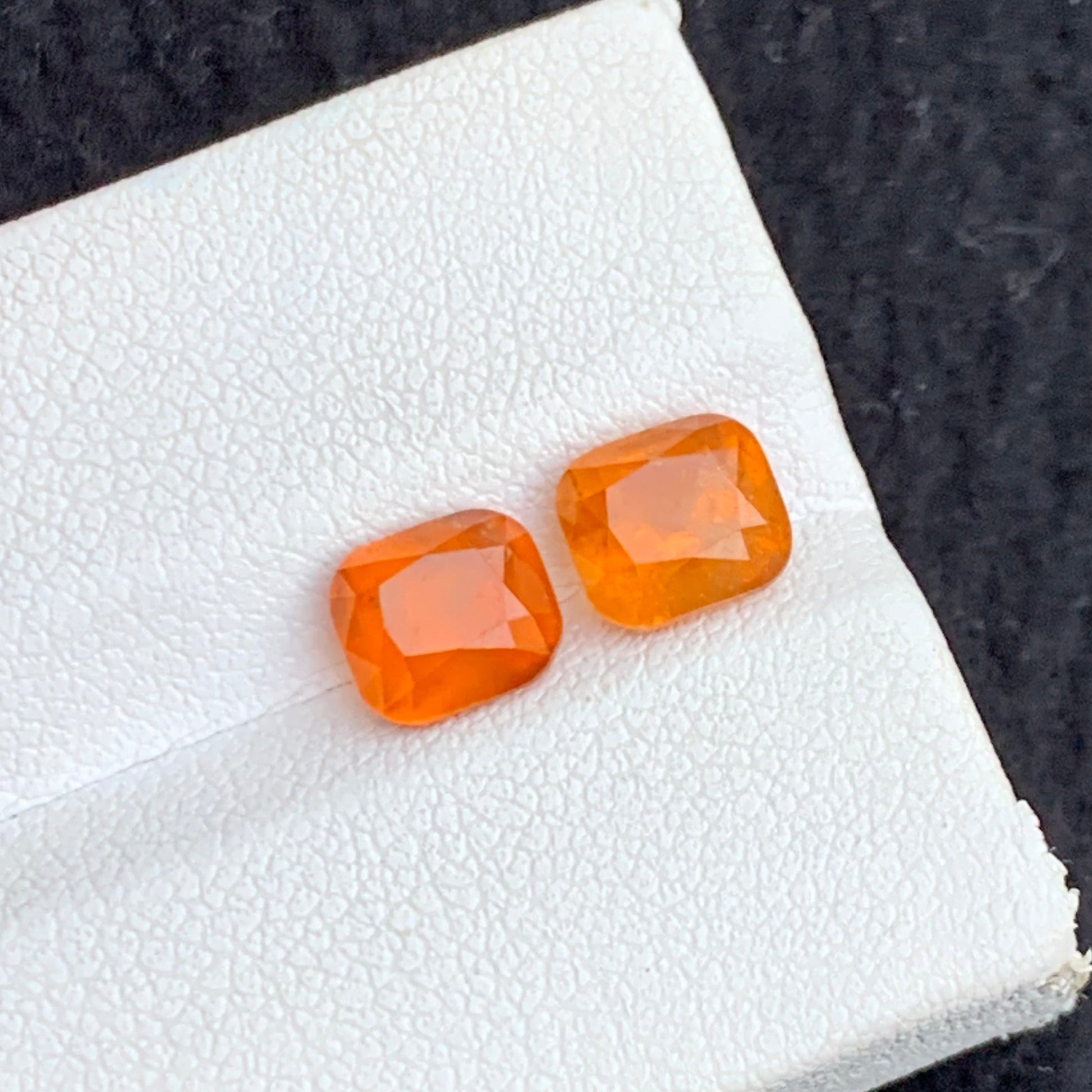 orange garnet pair
Cushion Cut Hessonite Pair for Earrings

Faceted Hessonite Garnet SI Clarity Stones
