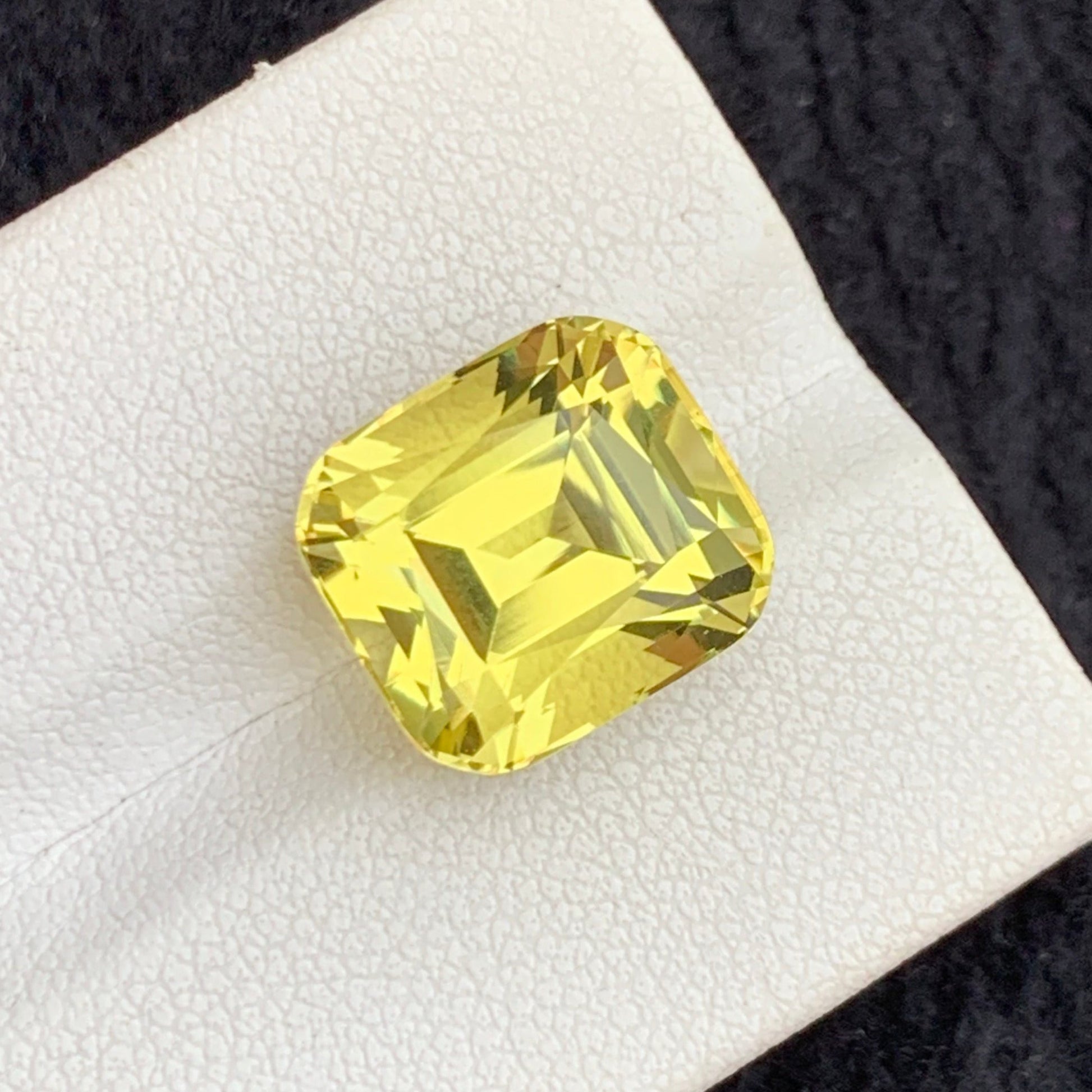 Cushion Cut Lemon Quartz Stone