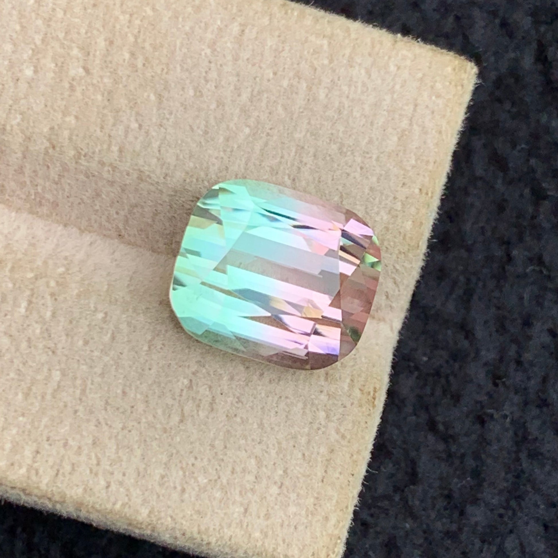 Rare Afghan Tourmaline Gem

Luxury Bicolor Tourmaline Stone
