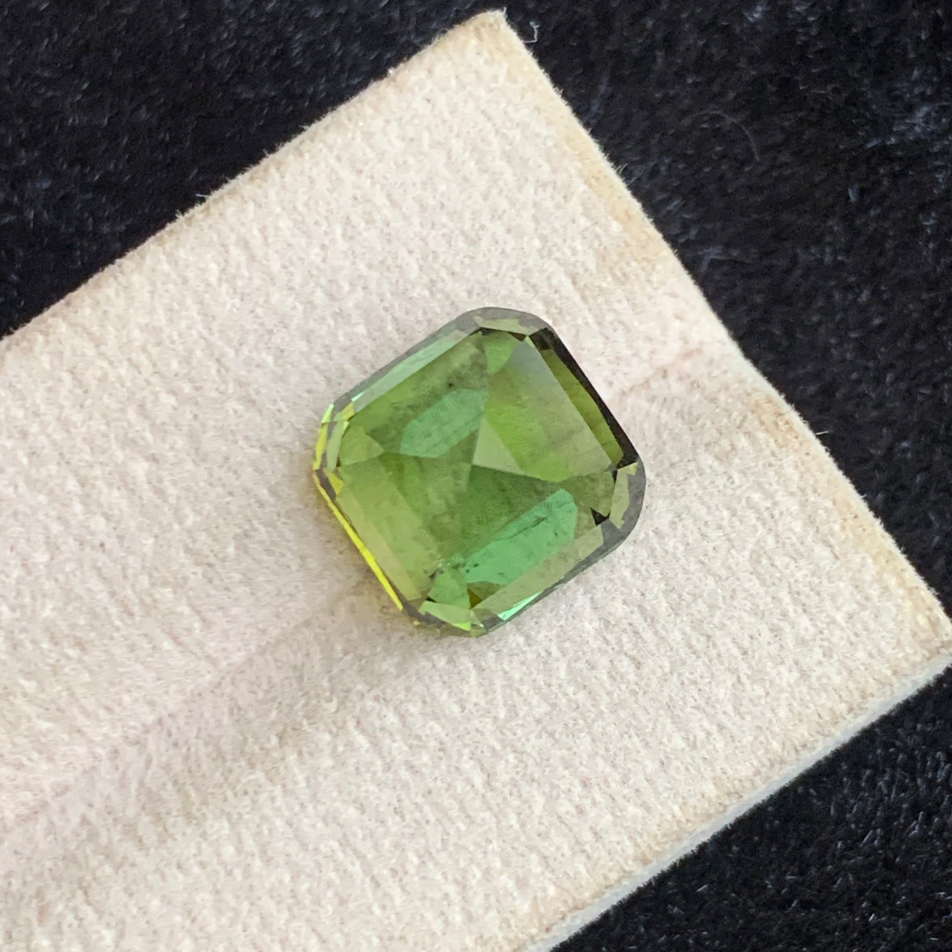 Cushion shape Afghan tourmaline loose gemstone
Rare bluish green tourmaline 8.60 carats