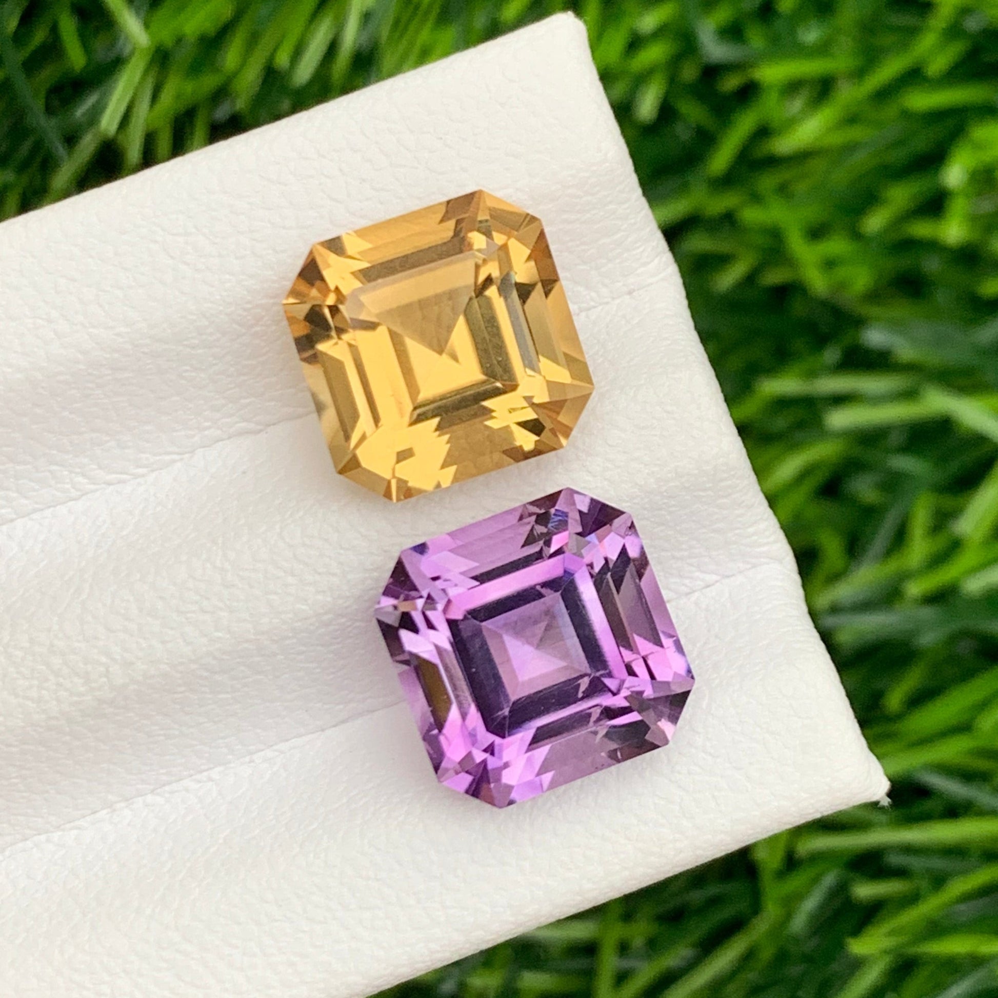 Dual Tone Quartz Gemstones for Custom Jewelry Design