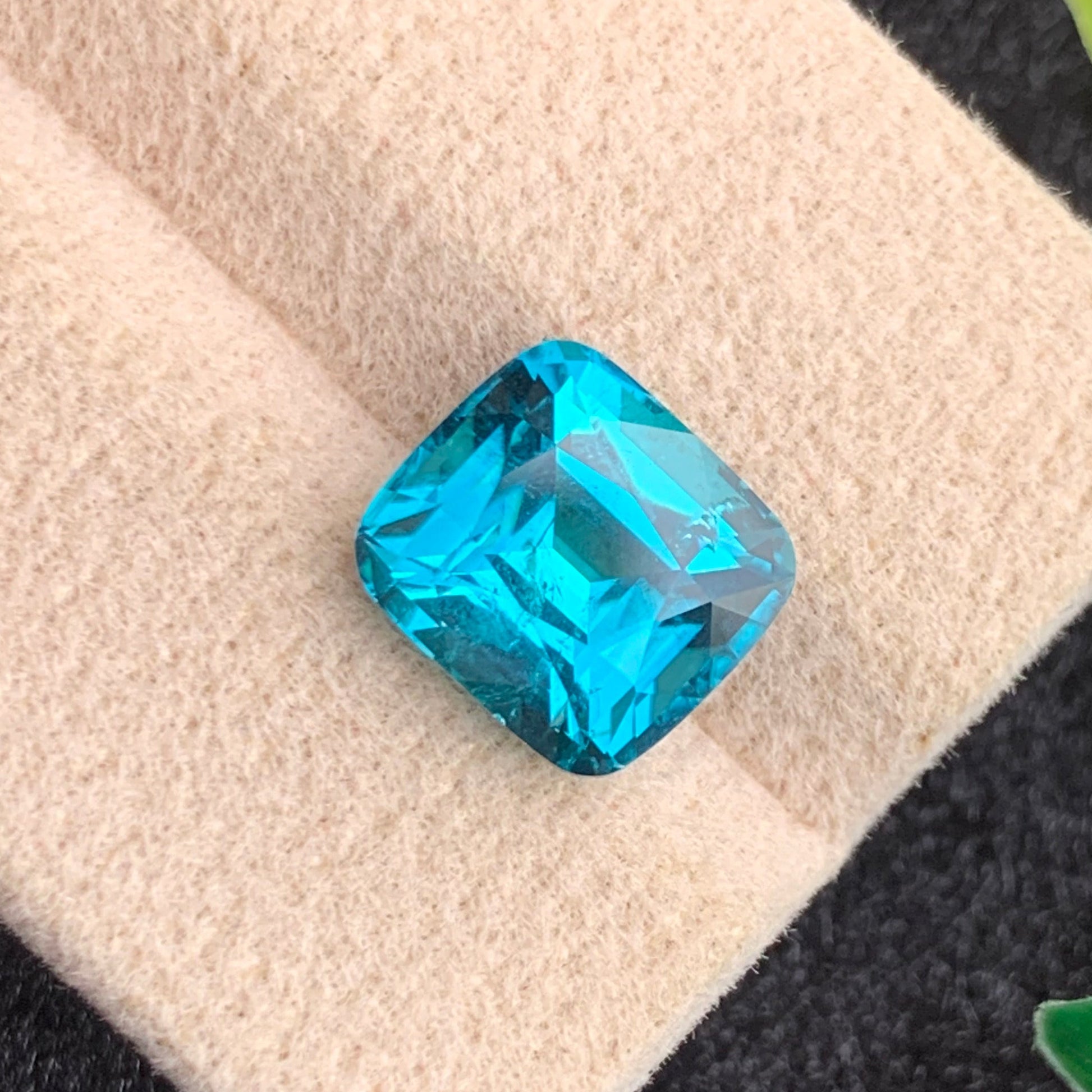 Neon Blue Tourmaline ring
Neon Blue Tourmaline pendant
Neon Blue Tourmaline gift
Electric blue tourmaline gemstone from Afghanistan
Cushion cut blue tourmaline for jewelry