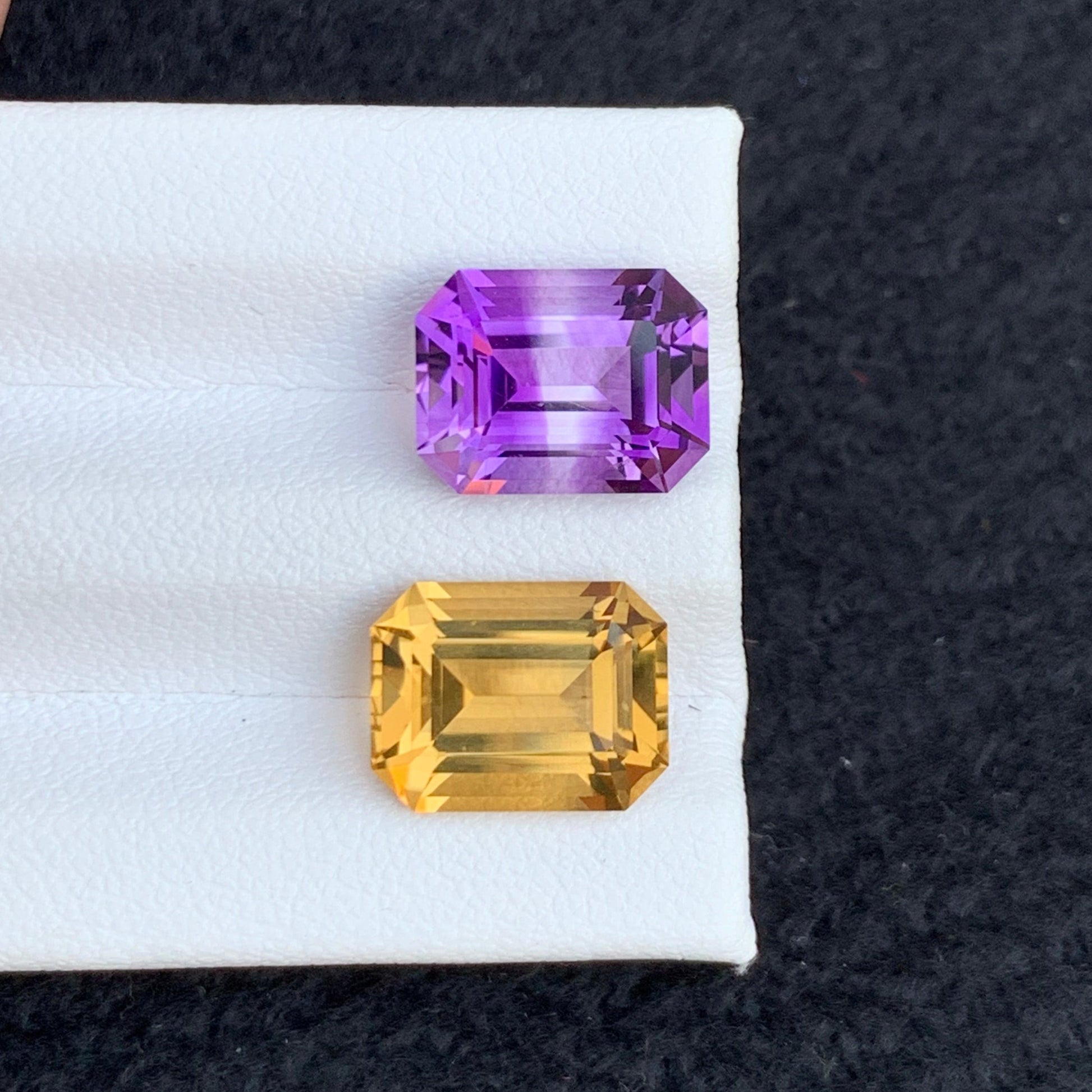 Reverse Pair
Emerald Cut Reverse Amethyst Citrine from Brazil – Onestep Gems