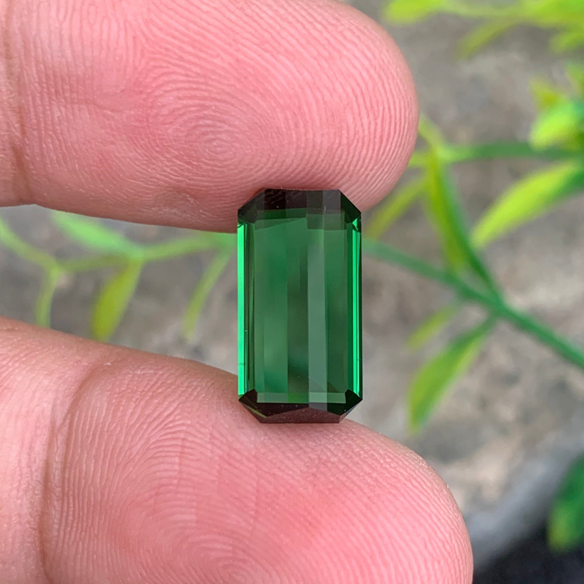 Emerald cut green tourmaline gemstone for luxury jewelry design
Fine vivid green tourmaline from Afghanistan 6.26 carats