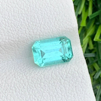Greenish Seafoam Tourmaline ring
Emerald cut greenish seafoam tourmaline close-up
VVS seafoam tourmaline gemstone Afghanistan