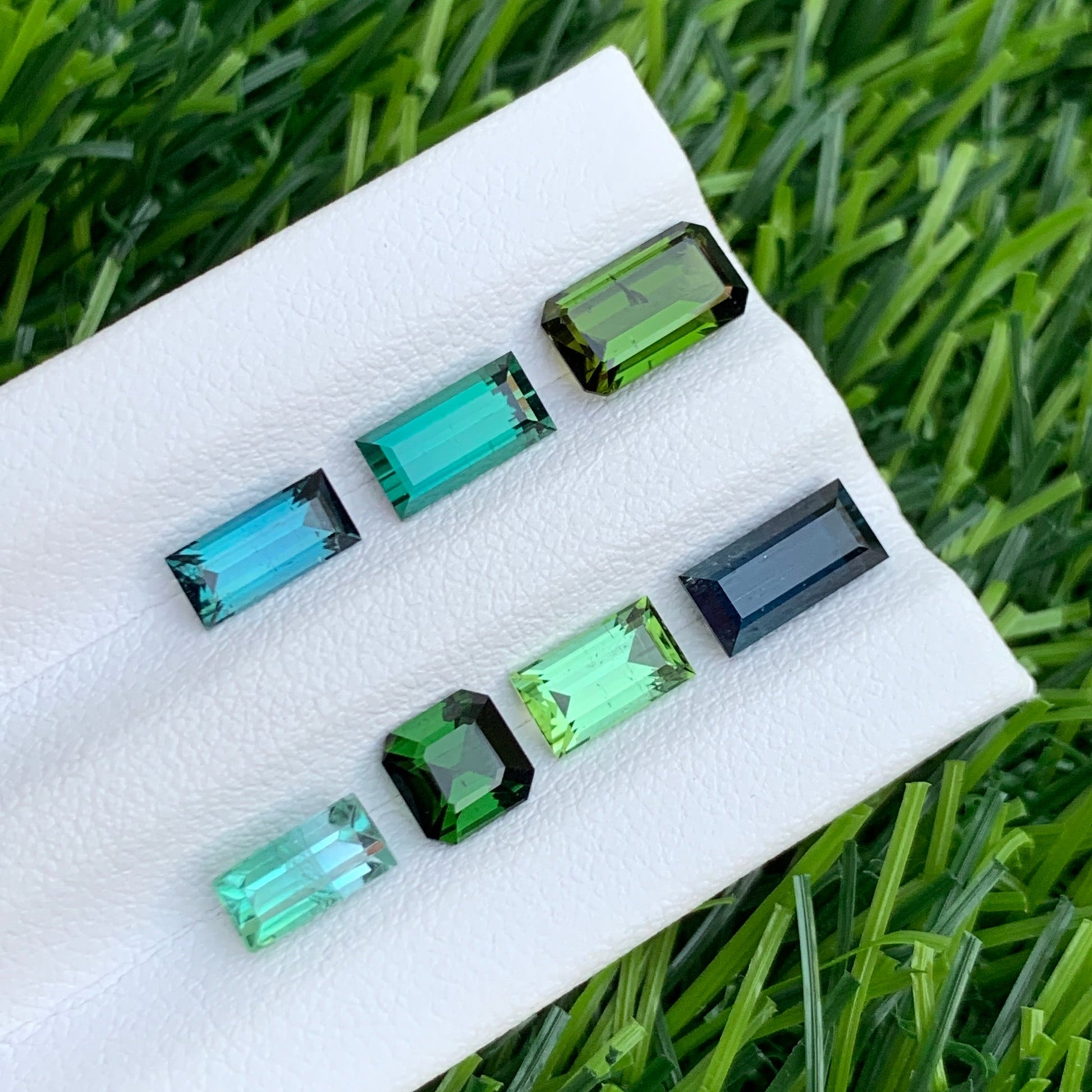 Tourmaline Gemstone Lot
Faceted mixed shape tourmaline gemstones