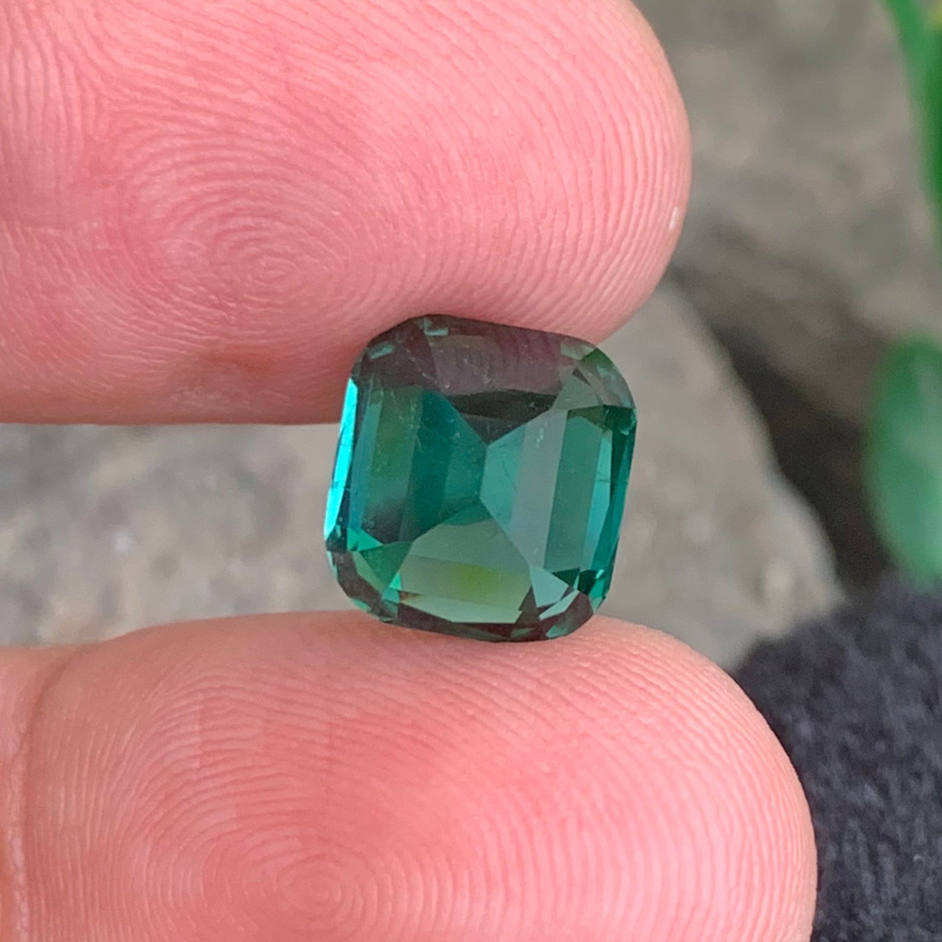 Fine natural lagoon tourmaline suitable for rings and pendants
Luxury cushion cut lagoon tourmaline loose gemstone 5.71 carats