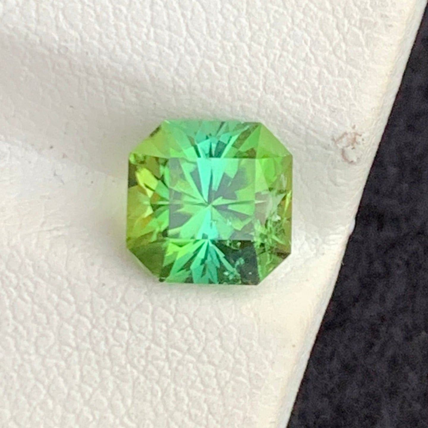 1.70 ct green tourmaline
Afghan green tourmaline gemstone
