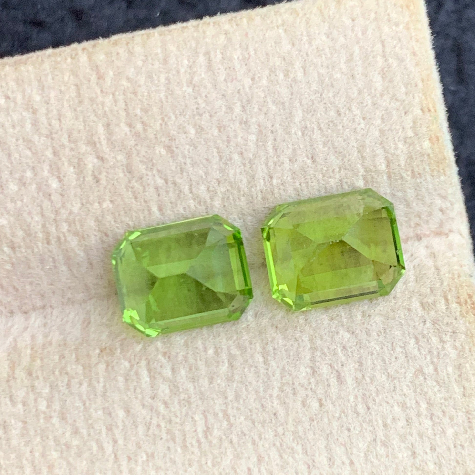 Green Peridot Earring Pair Natural Loose Gemstones

Luxury Emerald Cut Peridot Pair for Fine Jewelry
