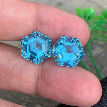sky blue topaz pair
topaz pair
Hexagonal Cut Swiss Blue Topaz Pair Loupe Clean Gemstones
Premium African Swiss Blue Topaz Matching Pair