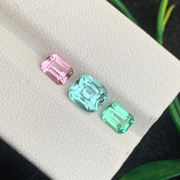 Tourmaline rings
Tourmaline pendants